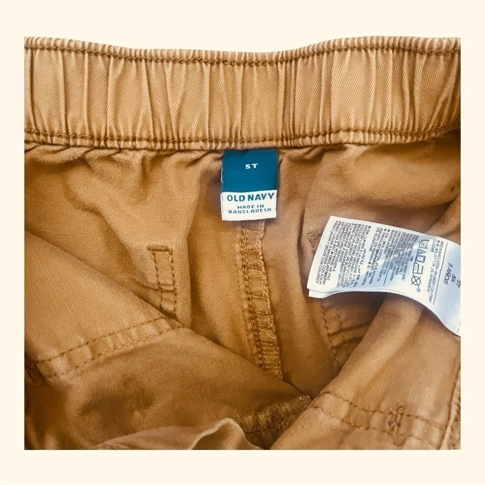 Old Navy casual straight canvas utility pants tan/ khaki boys 5 T pockets button